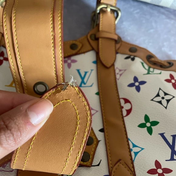 Louis Vuitton handbag - Picture 7 of 8